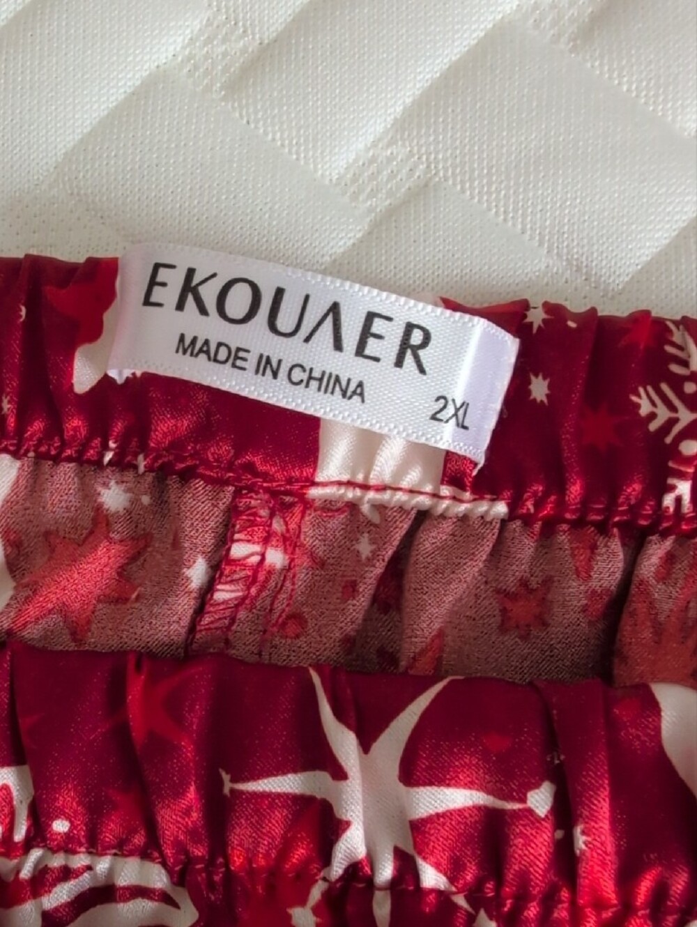 EKOUAER Satin Pajama Set Holiday Reindeer Red and White Button Down Size 2X - Picture 11 of 16